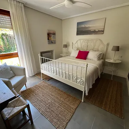 Contra Marea Semesterbostad *